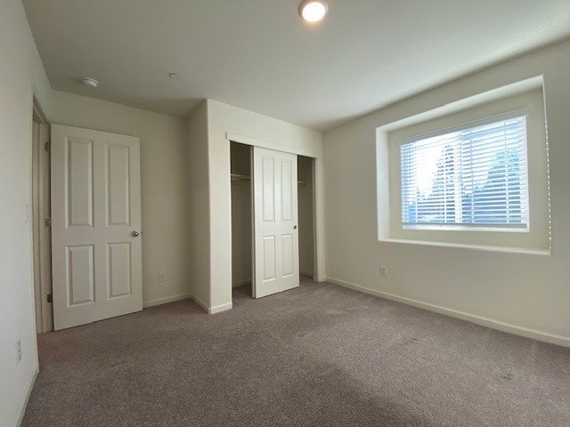 Beautiful 4 bedroom 2.5 bath home in Natomas! 1345 Harvest Glen Way property image