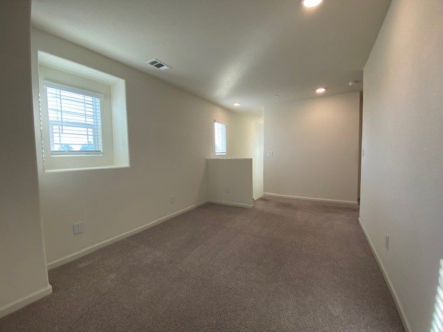 Beautiful 4 bedroom 2.5 bath home in Natomas! 1345 Harvest Glen Way property image