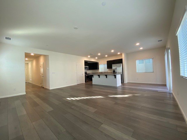 Beautiful 4 bedroom 2.5 bath home in Natomas! 1345 Harvest Glen Way property image