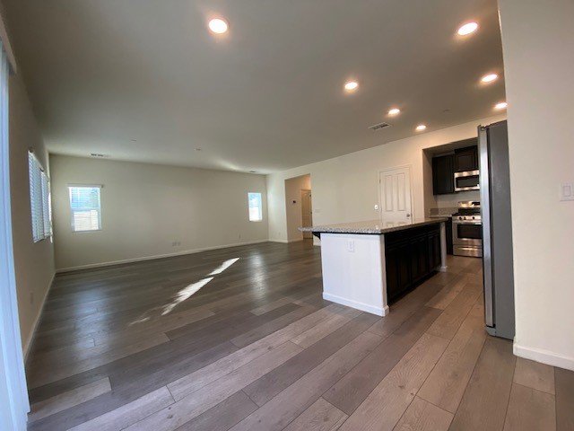 Beautiful 4 bedroom 2.5 bath home in Natomas! 1345 Harvest Glen Way property image