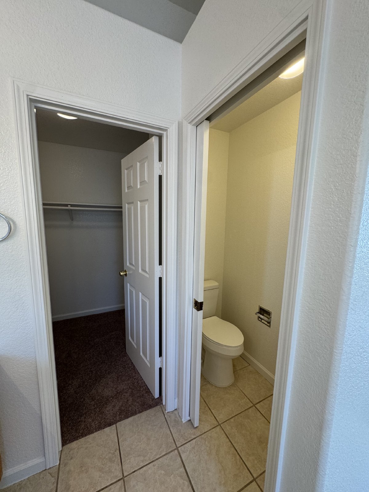 Beautiful 4/2 home in Elk Grove-8575 Dianthus Way property image