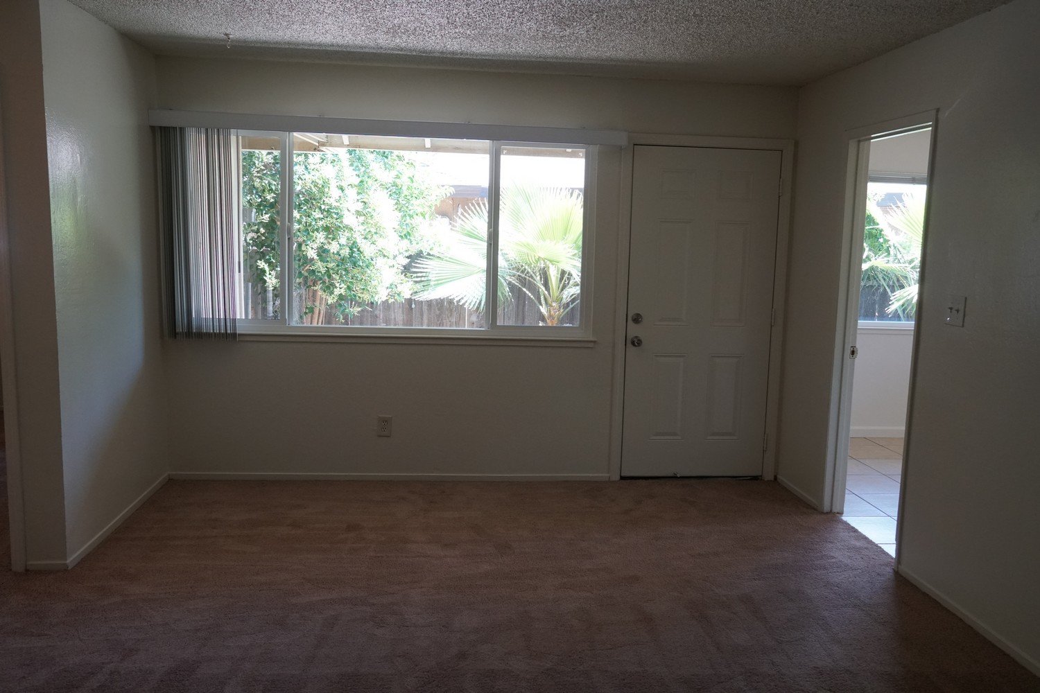 3 bedroom duplex in the wonderful city of Fair Oaks! property image