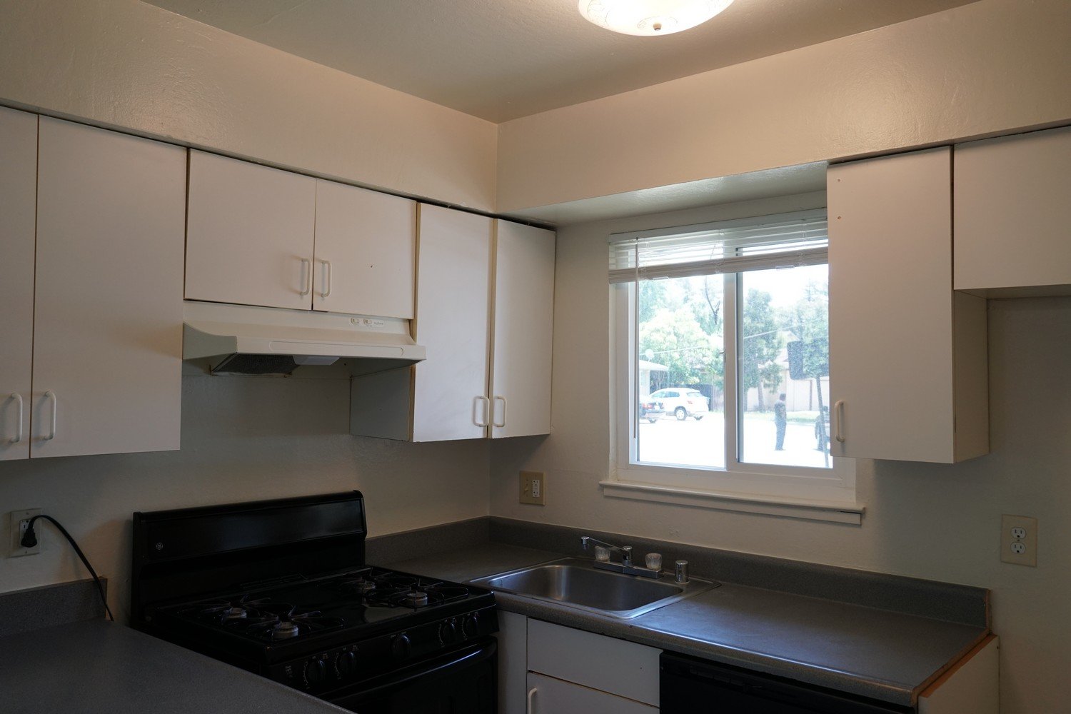 3 bedroom duplex in the wonderful city of Fair Oaks! property image