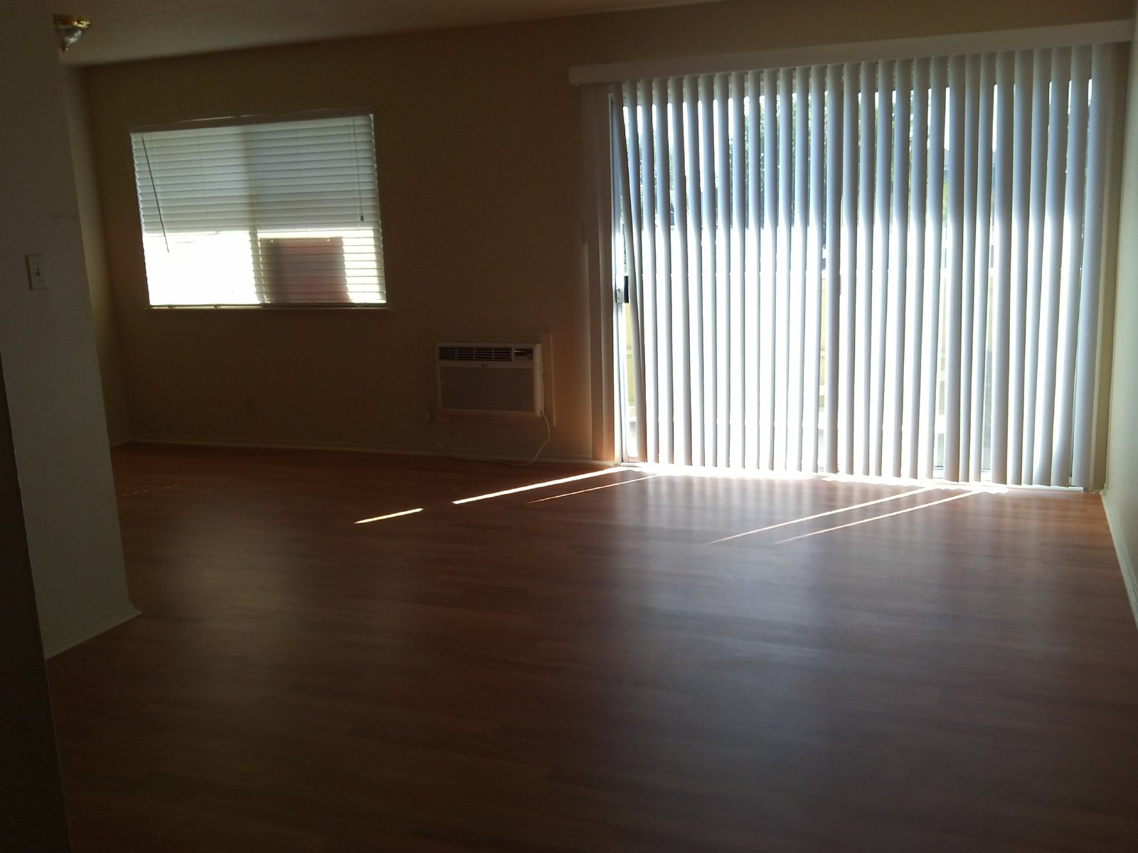 1/1 Apartment for rent in Roseville! property image