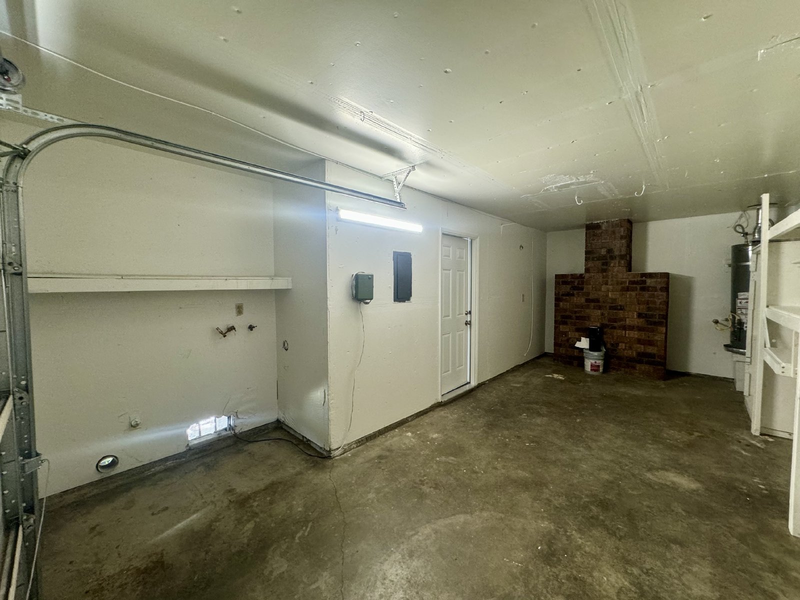 Charming duplex in Orangevale at 5813 Hazel property image