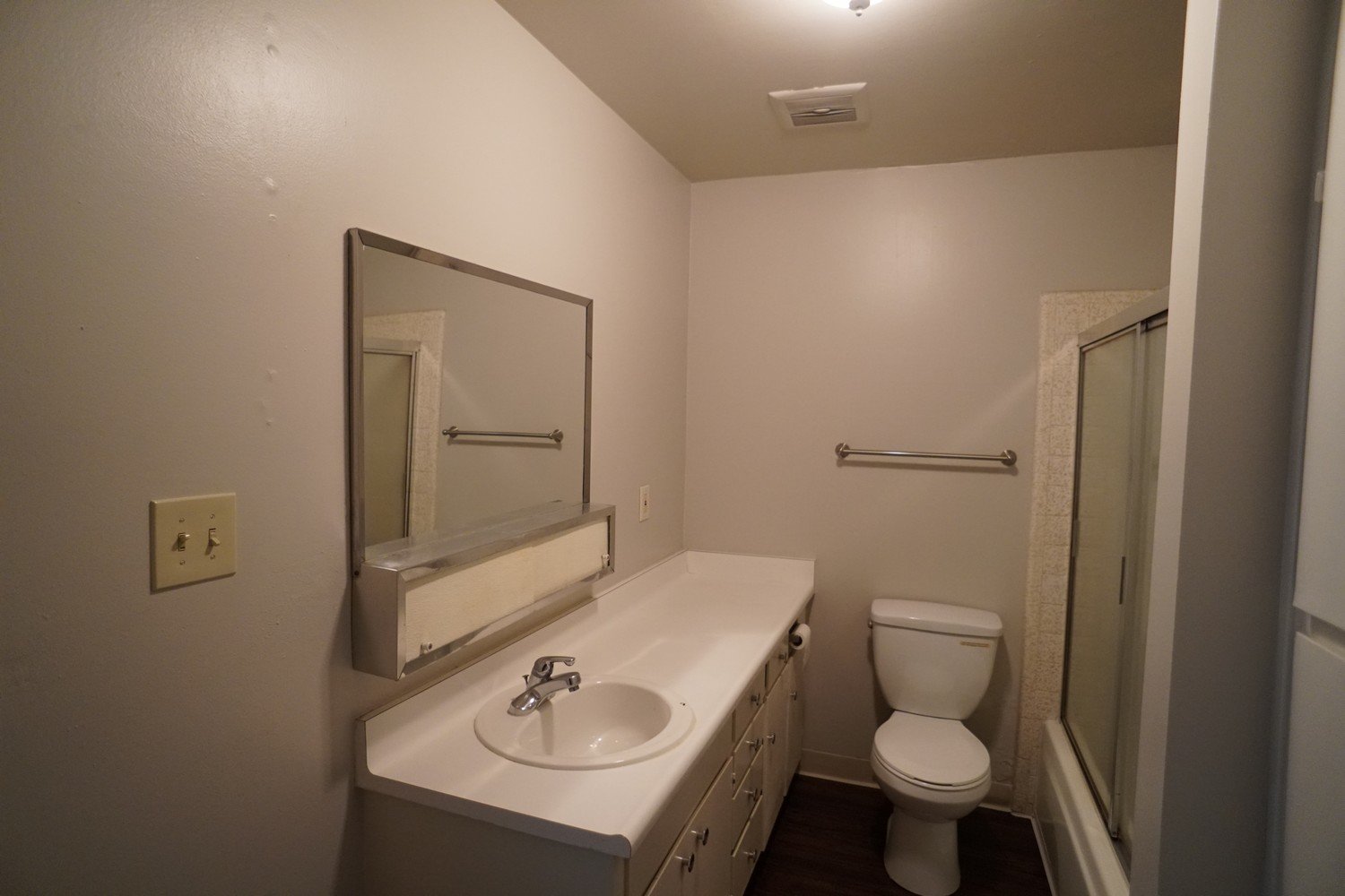 1 bd 1 ba downstairs apartment property image