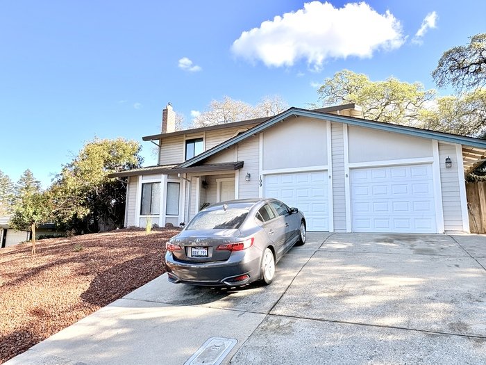 109 Johnston Ct property image
