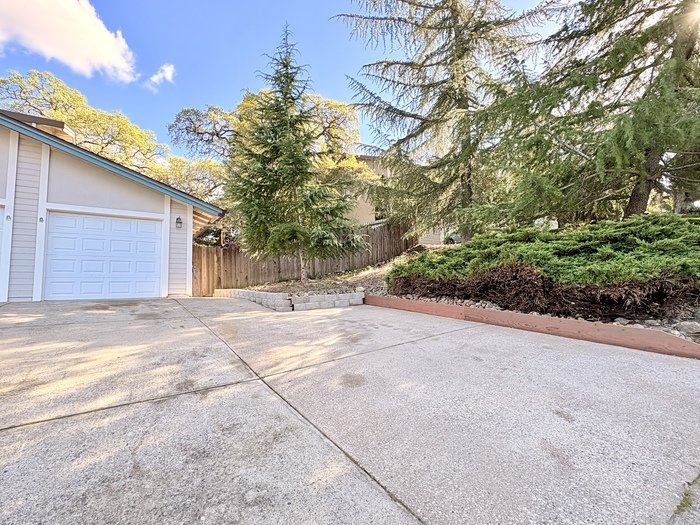109 Johnston Ct property image