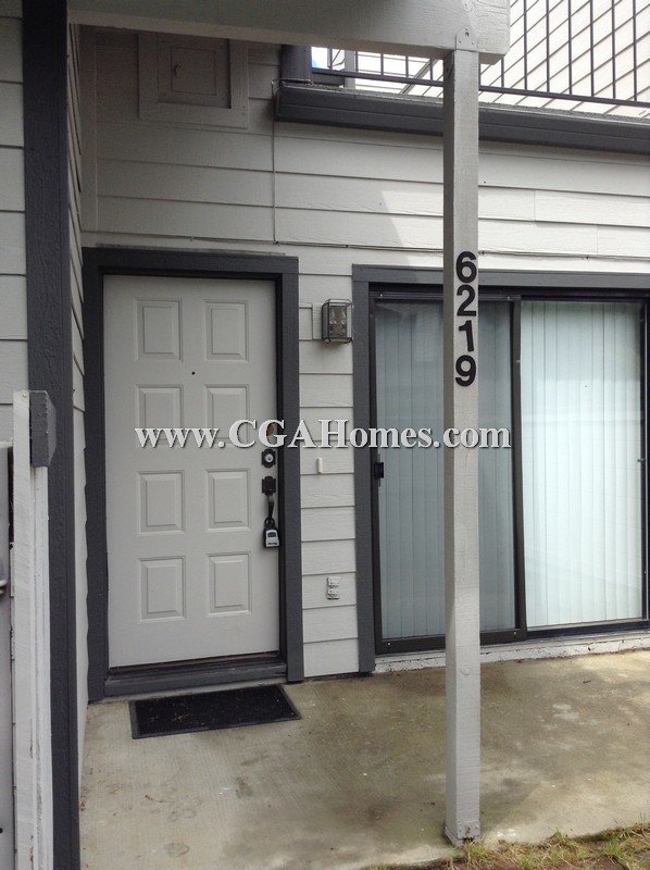 Beautiful 3/2.5 Condo for rent in Citrus Heights! 6219 OakValley property image