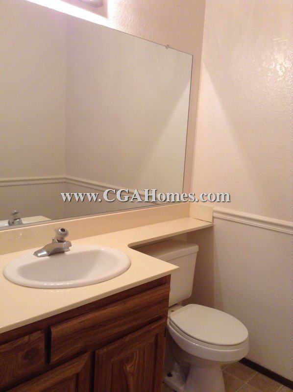 Beautiful 3/2.5 Condo for rent in Citrus Heights! 6219 OakValley property image