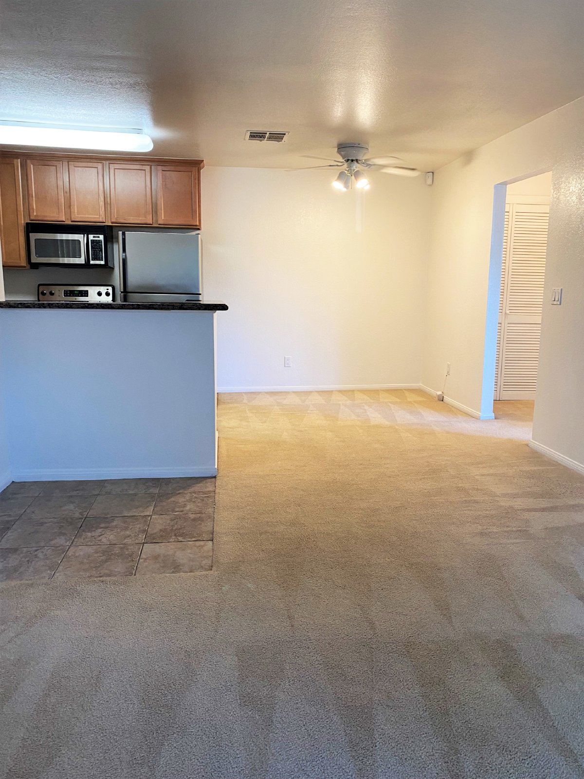 Charming 1 bedroom, 1 bathroom condo property image