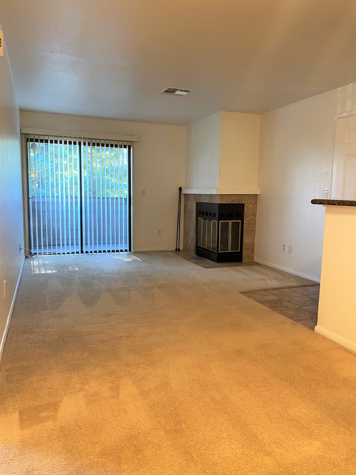 Charming 1 bedroom, 1 bathroom condo property image